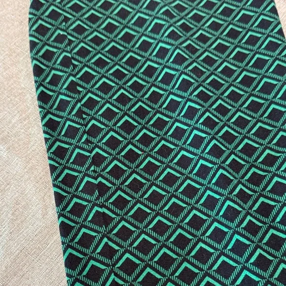 Green Geometric Patterned Pants - Picture 3 of 5